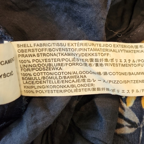 J.O.A Crochet Belt Floral Dress - Picture 6 of 6